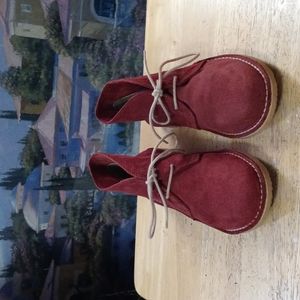 Like🆕New! Surko Redish Suede Chukka boots 🥾. Size 37(6.5)